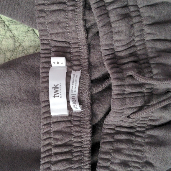 Twik - Sweatpants - Picture 3 of 4